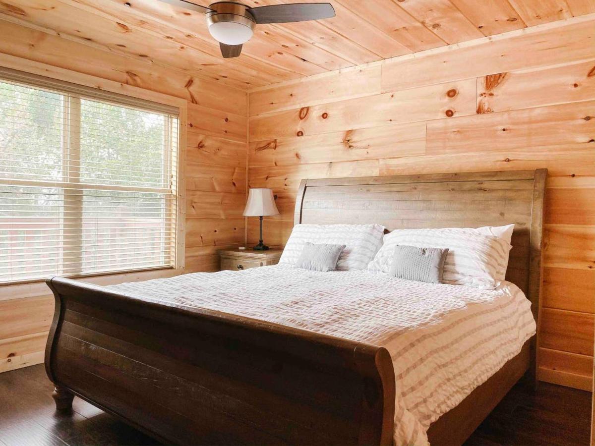 Splash Of Moonshine -Heated Indoor Pool, Hot Tub, Arcade Game Room Пиджен-Фордж Экстерьер фото